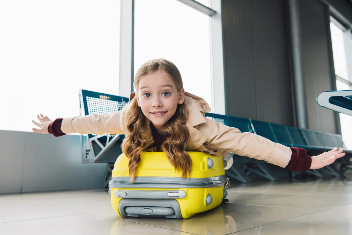 Do you know about American Airlines Unaccompanied Minor Policy?